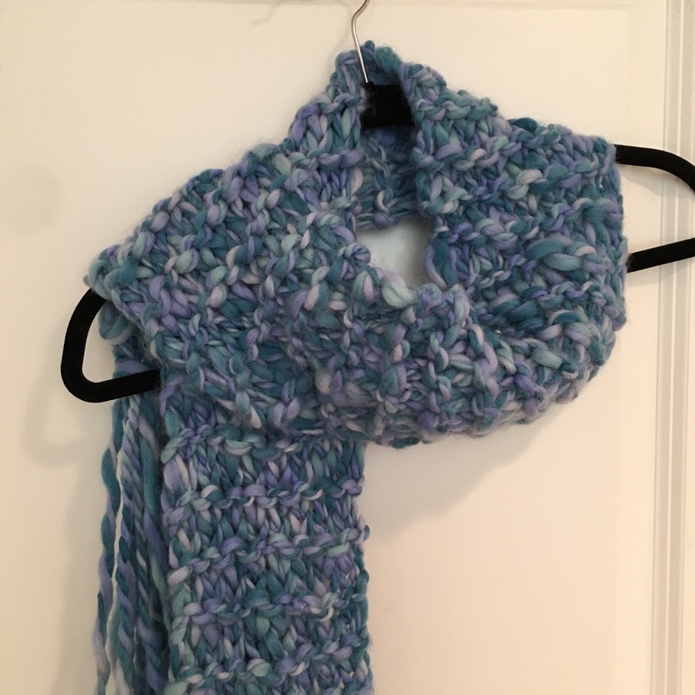 NWOT Handknitted Scarf